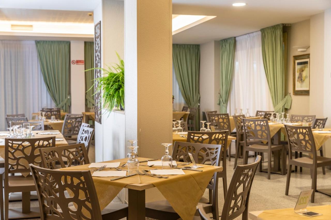 Hotel San Remo มาร์ตินซิกูโร ภายนอก รูปภาพ