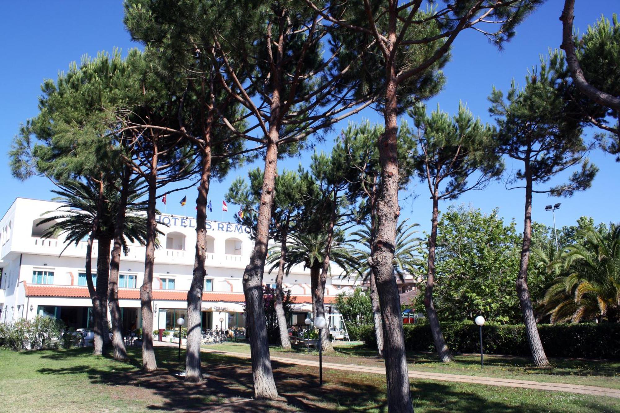 Hotel San Remo มาร์ตินซิกูโร ภายนอก รูปภาพ