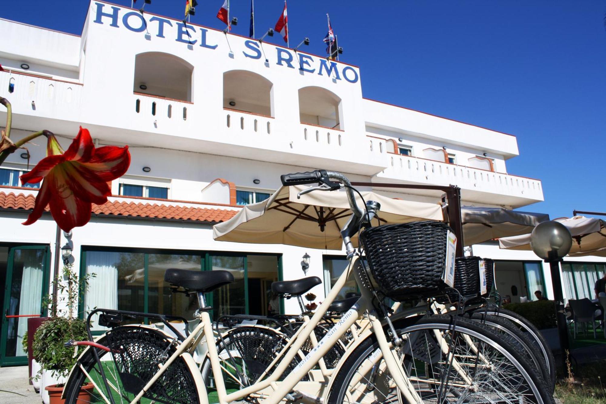 Hotel San Remo มาร์ตินซิกูโร ภายนอก รูปภาพ
